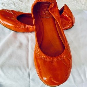 Tory Burch Orange Flats- USED size 5.
